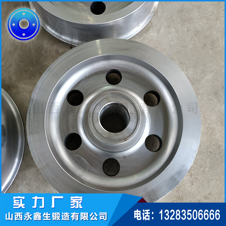 搖臂式堆料機(jī)車輪鍛件